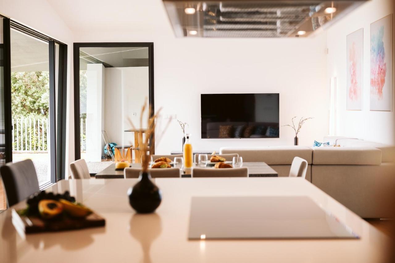 ארקו דה קלחטה Vila Aguarelas With Pool By Stay Madeira Island מראה חיצוני תמונה